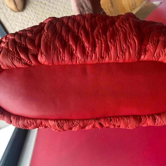 70th Anniversary Coach Festive Red Chevron Nylon Quilted Satchel Vday or Holiday - Picture 8 of 10